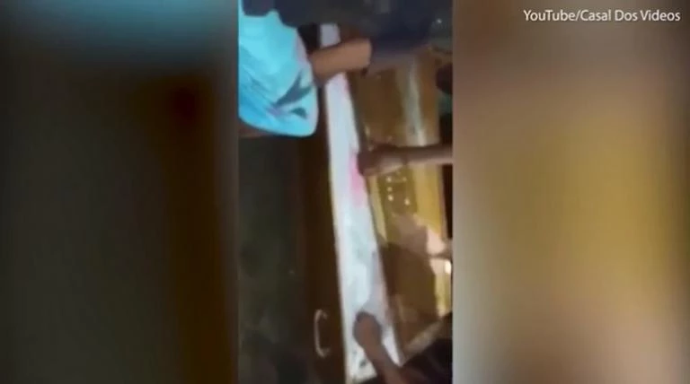 Φρίκη: Την έθαψαν ζωντανή! Προσπαθούσε να βγει από το φέρετρο και πέθανε (βίντεο)
